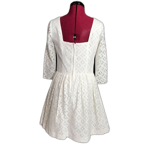 Lilly Pulitzer Lori Dress Women’s Size 4 Ivory Lace Eyelet Fit & Flare - Picture 4 of 11